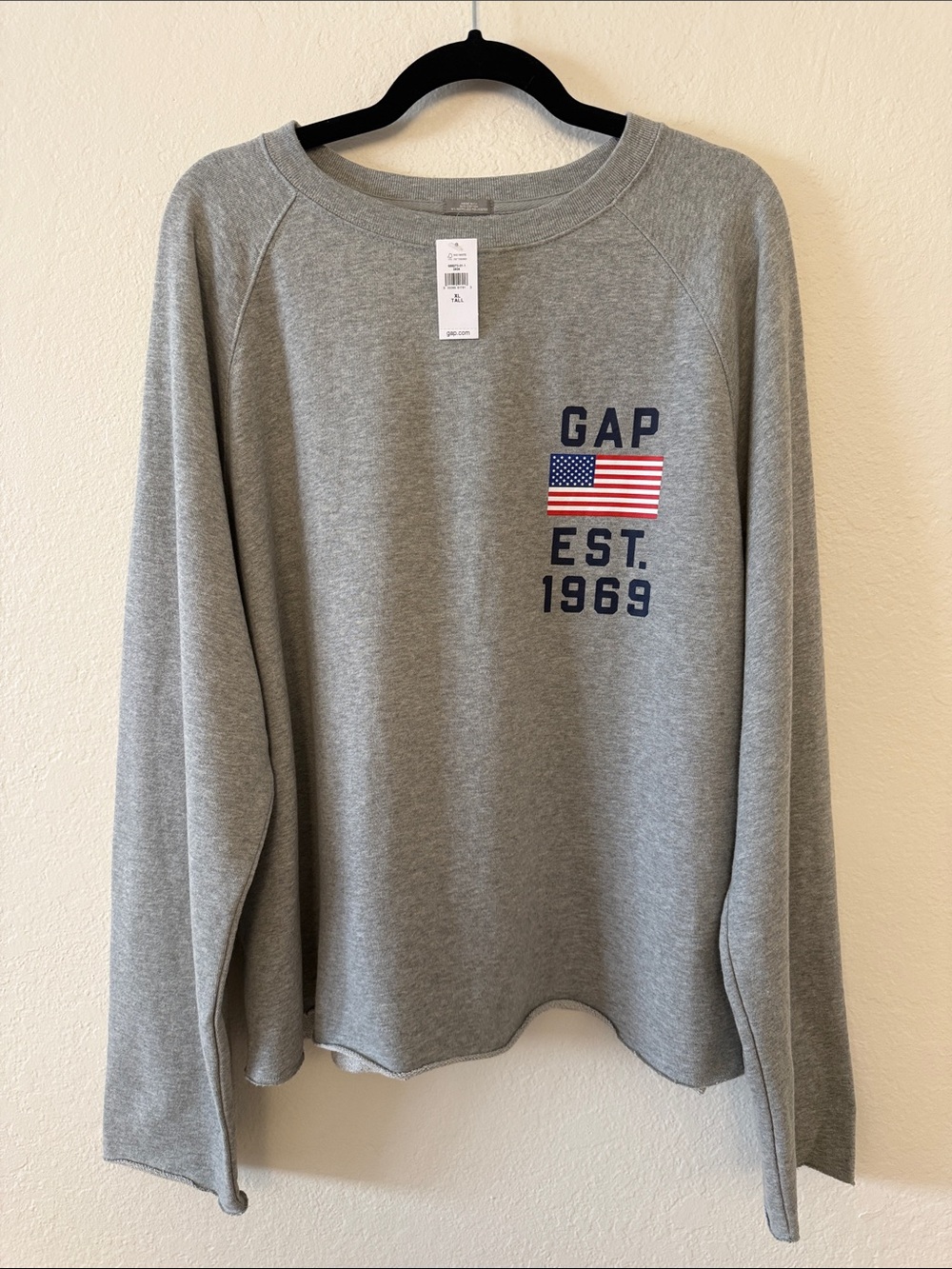 NWT GAP Gray Crewneck Sweatshirt with Flag Graphic